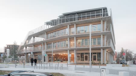 Yvonne Kerzrého School Complex